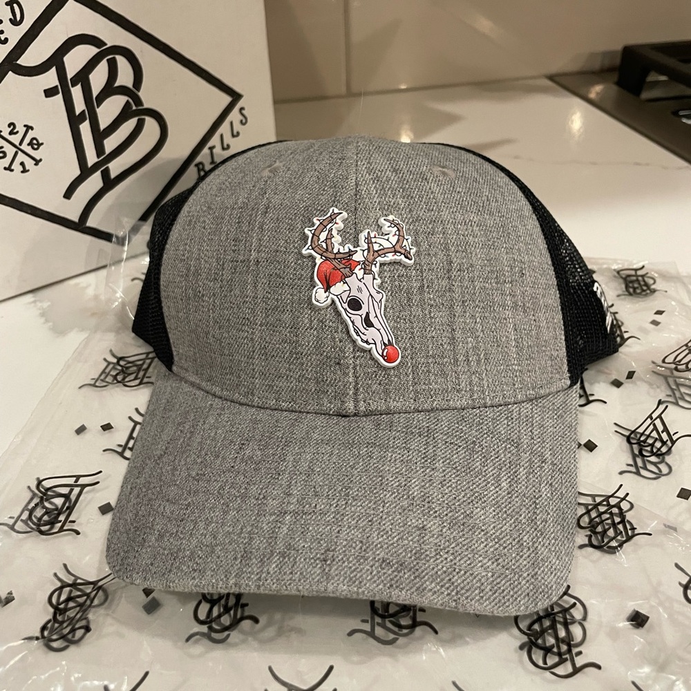 Branded bills curved trucker hat Christmas Santa skull new